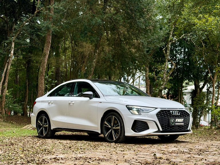 Audi A3 Sportb. Perf. Black 2.0 S-tron.(Híb.)