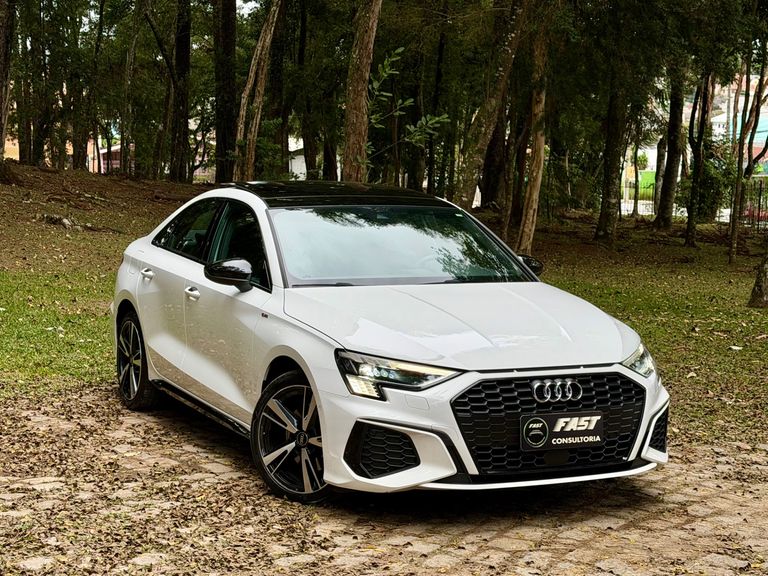 Audi A3 Sportb. Perf. Black 2.0 S-tron.(Híb.)