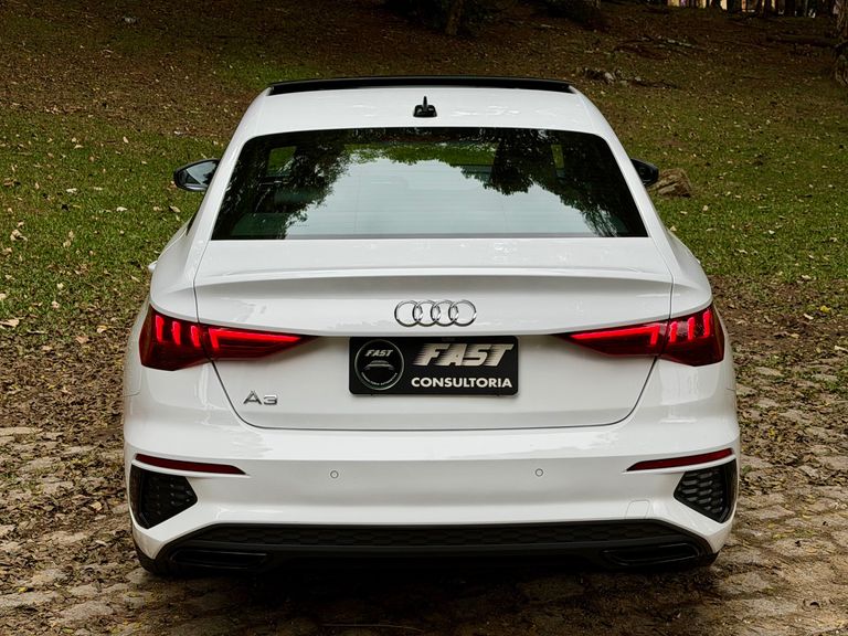 Audi A3 Sportb. Perf. Black 2.0 S-tron.(Híb.)