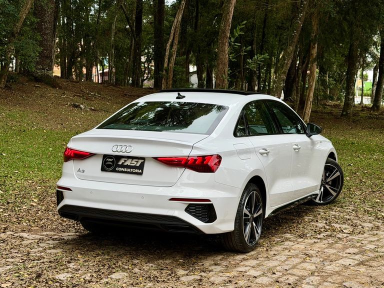 Audi A3 Sportb. Perf. Black 2.0 S-tron.(Híb.)
