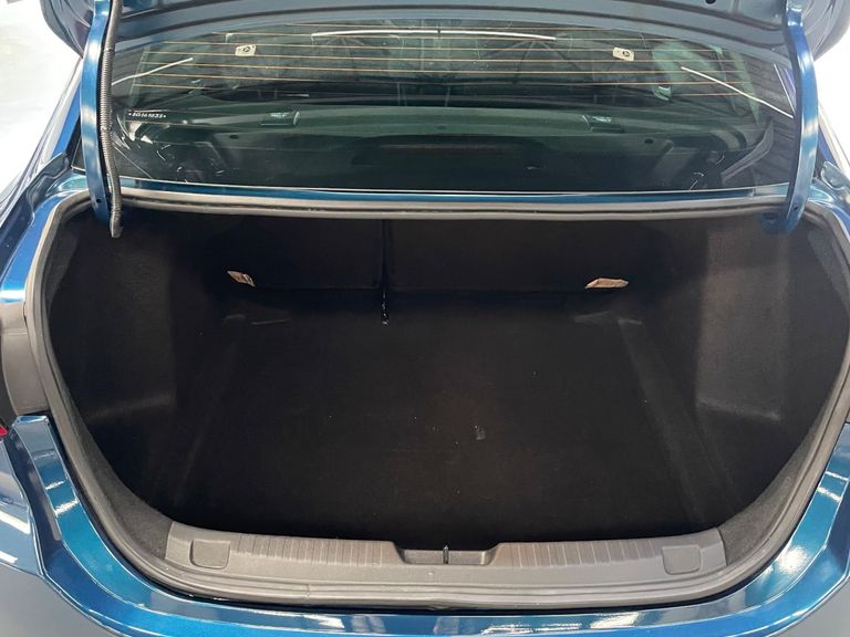 Chevrolet ONIX SEDAN Plus LT 1.0 12V Flex 4p Mec.