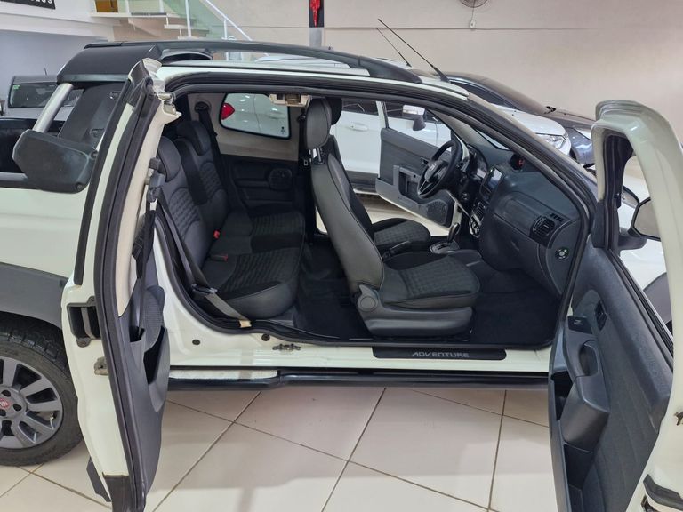 Fiat Strada Adv.1.8 16V Dualogic Flex CD
