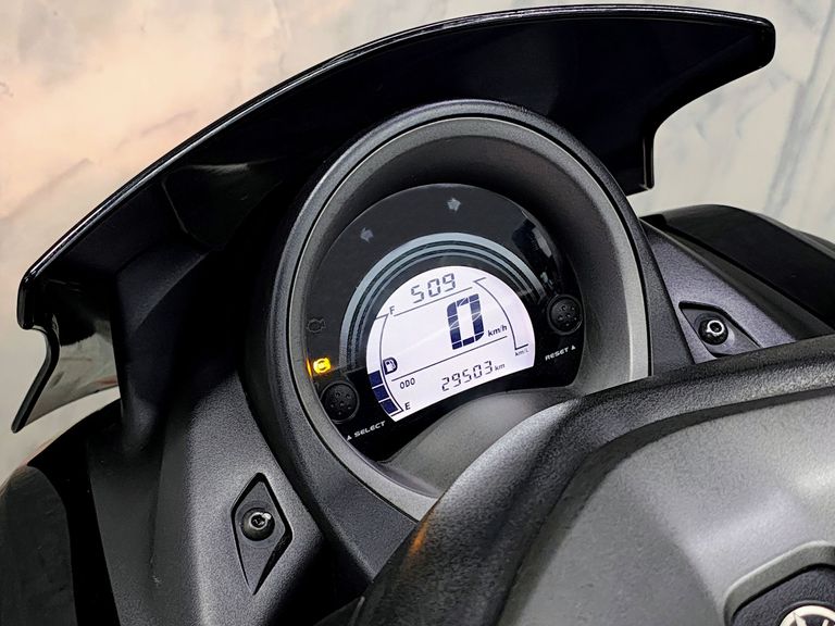 YAMAHA NMAX 160