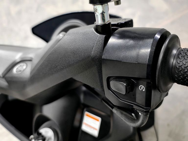 YAMAHA NMAX 160