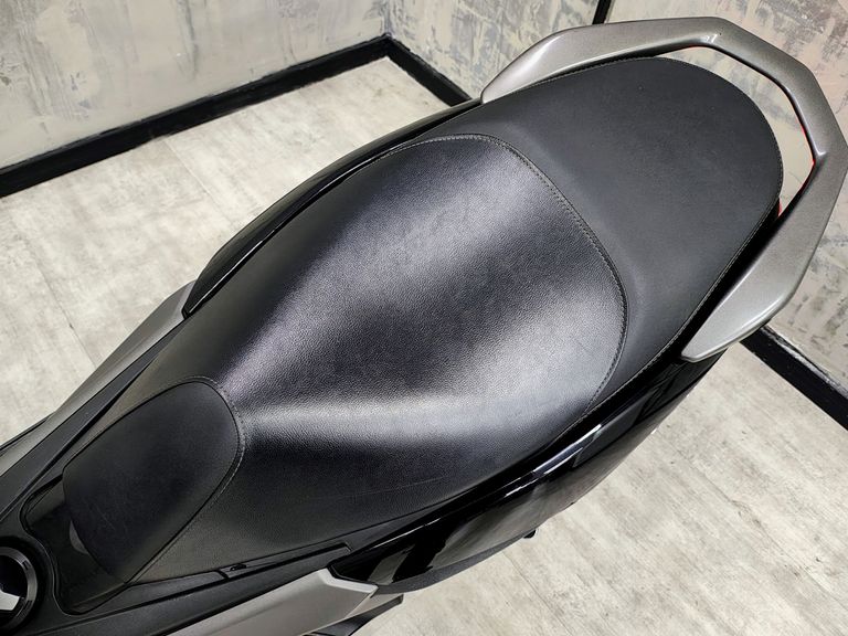 YAMAHA NMAX 160