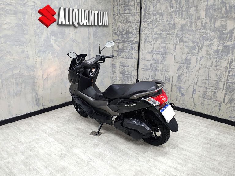 YAMAHA NMAX 160