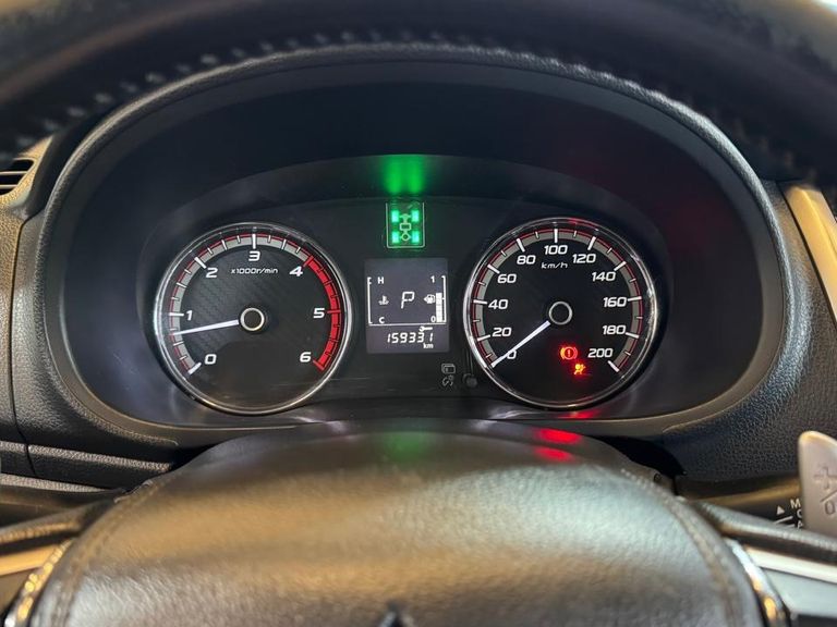 Mitsubishi L200 Triton Sport HPE-S 2.4 CD Dies. Aut