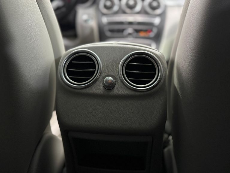 Mercedes C-250 Sport Coupe 2.0 16V 211cv Aut.