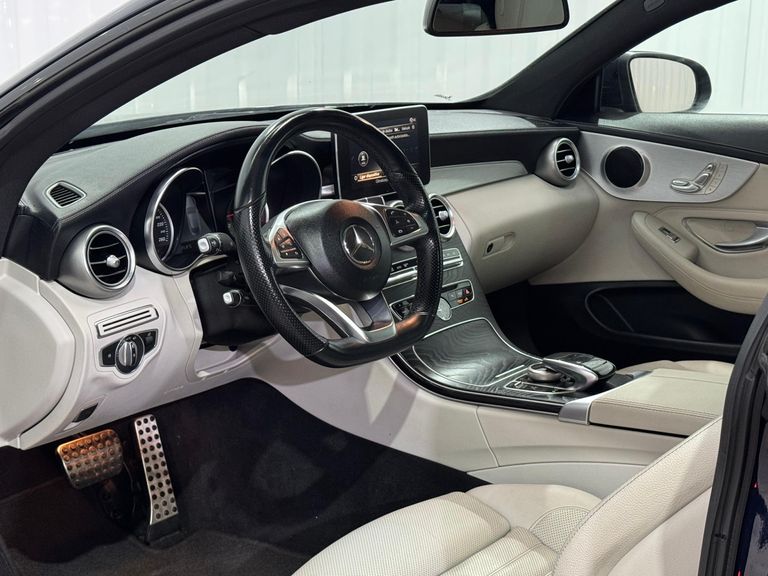 Mercedes C-250 Sport Coupe 2.0 16V 211cv Aut.