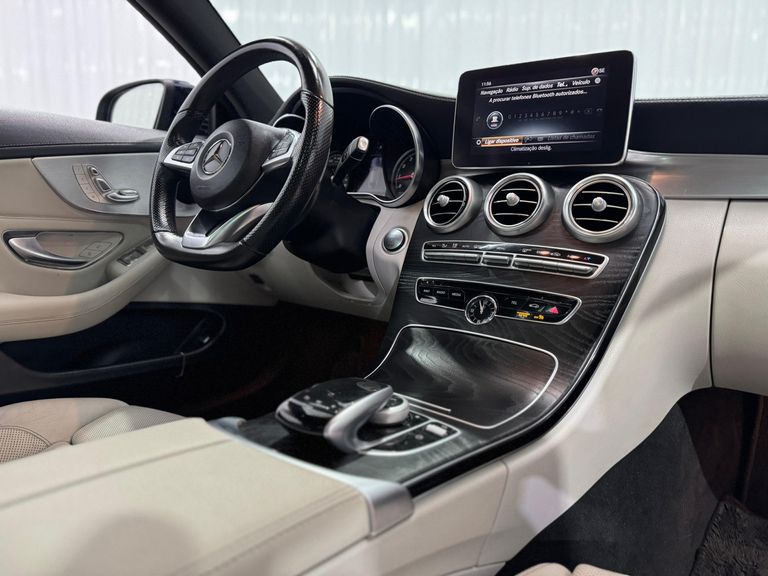 Mercedes C-250 Sport Coupe 2.0 16V 211cv Aut.