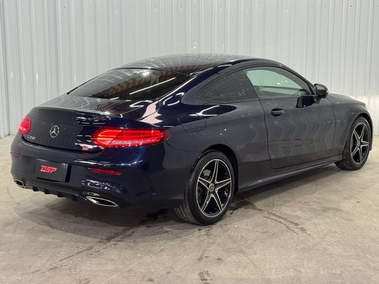 Mercedes C-250 Sport Coupe 2.0 16V 211cv Aut.