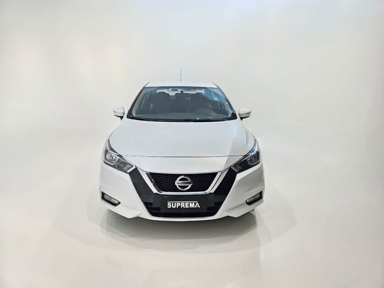 Nissan VERSA Advance 1.6 16V Flex Aut.