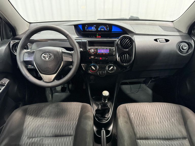 Toyota ETIOS X 1.3 Flex 16V 5p Mec.