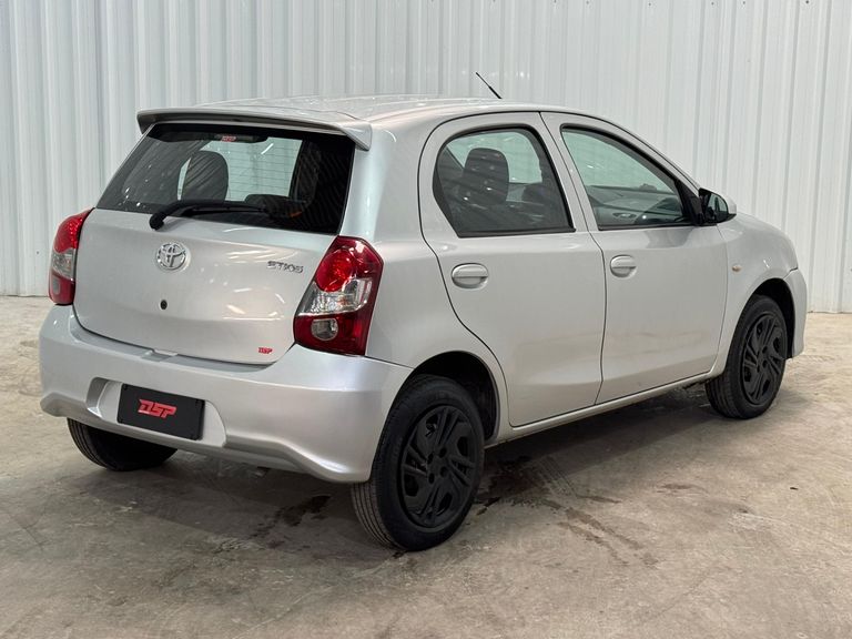 Toyota ETIOS X 1.3 Flex 16V 5p Mec.