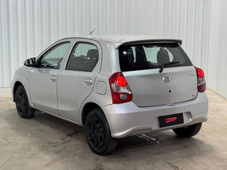 Toyota ETIOS X 1.3 Flex 16V 5p Mec.