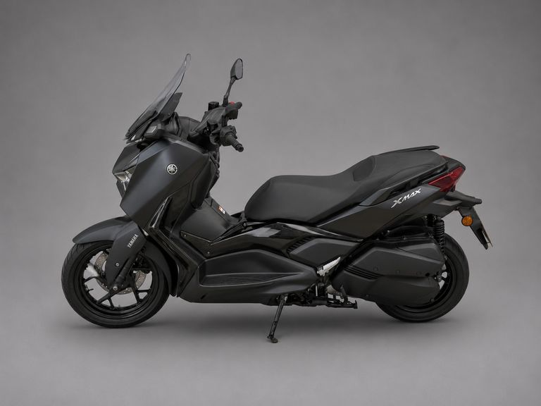 YAMAHA XMAX 250 CONNECTED 