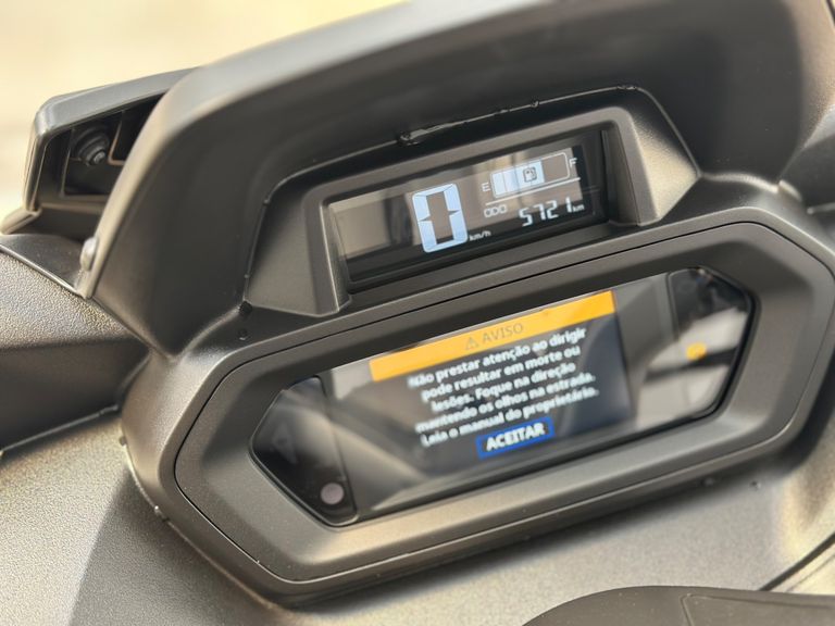 YAMAHA XMAX 250 CONNECTED 