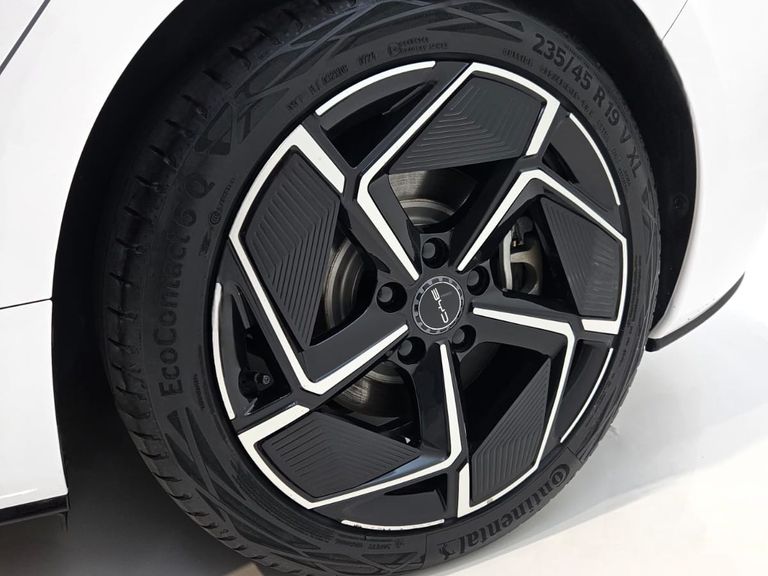 BYD Seal (Elétrico)