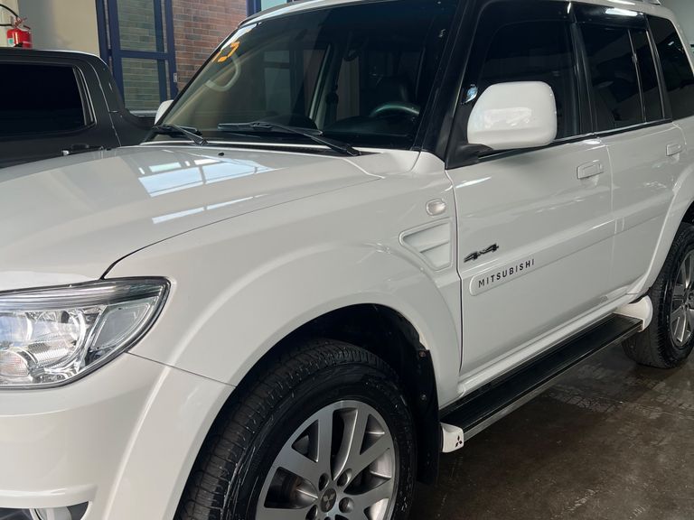 Mitsubishi Pajero TR4 2.0/ 2.0 Flex 16V 4x4 Aut.
