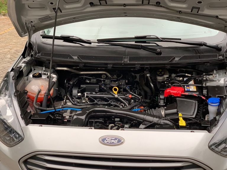 Ford Ka 1.5 Sedan SE Plus 12V Flex 4p Mec.
