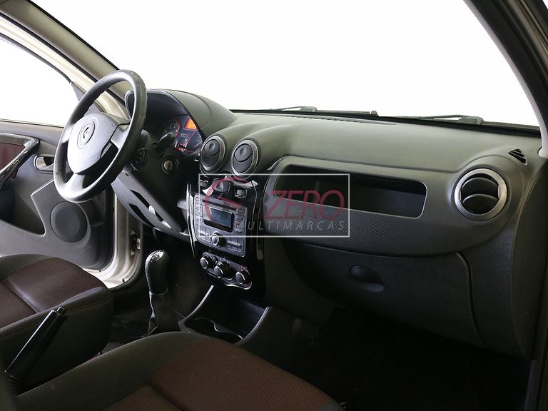Renault SANDERO STEPWAY Hi-Flex 1.6 16V 5p