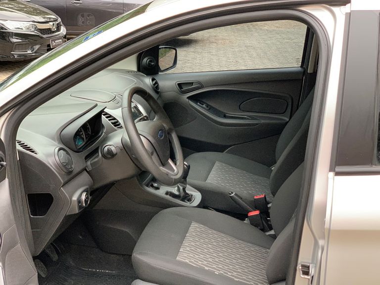 Ford Ka 1.5 Sedan SE Plus 12V Flex 4p Mec.