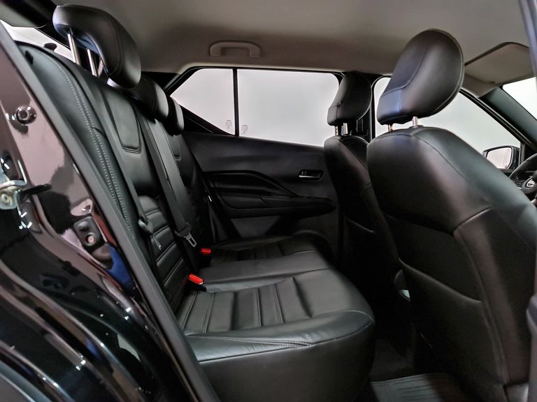 Nissan KICKS SL 1.6 16V FlexStar 5p Aut.