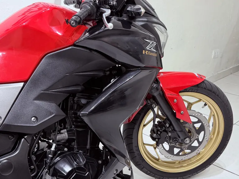 KAWASAKI Z 300 Gasolina portas, câmbio Manual em São Paulo