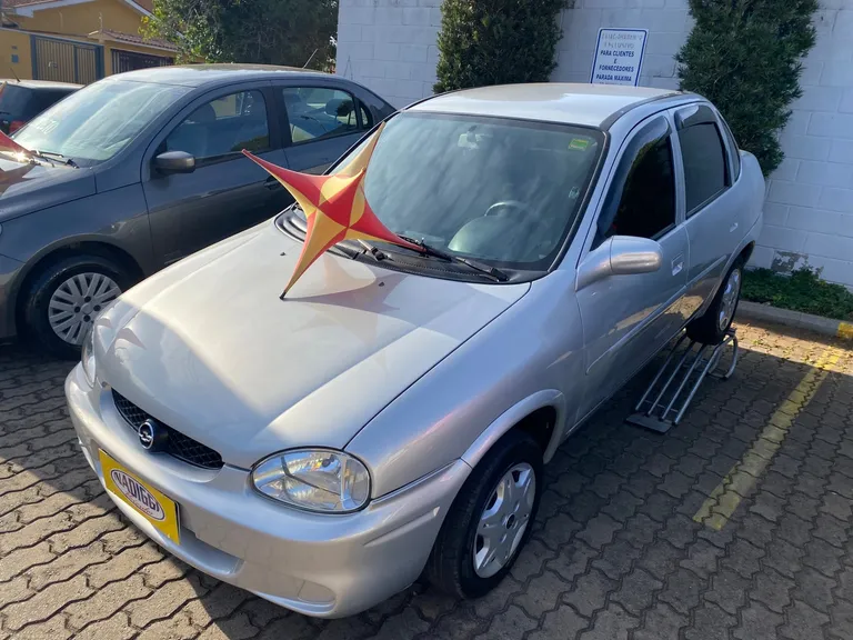 Chevrolet Corsa Sedan Super Milenium 1.0 MPFI 16V Gasolina 4