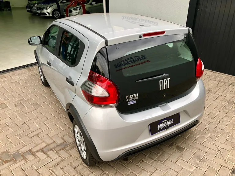 Comprar Hatch Fiat Mobi 1.0 4P Flex Evo Way Prata 2019 em