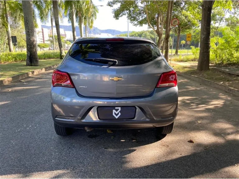 Chevrolet ONIX HATCH 1.0 12V Flex 5p Mec. Flex 4 portas, câmbio Manual em  Rio de Janeiro - HS