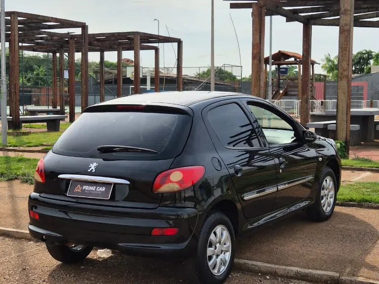 Peugeot 207 XR 1.4 Flex 8V 5p Flex 4 portas, câmbio Manual em