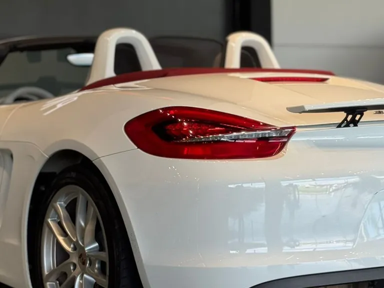 Porsche Boxster 2.7 265cv Gasolina 2 portas, câmbio Automático em