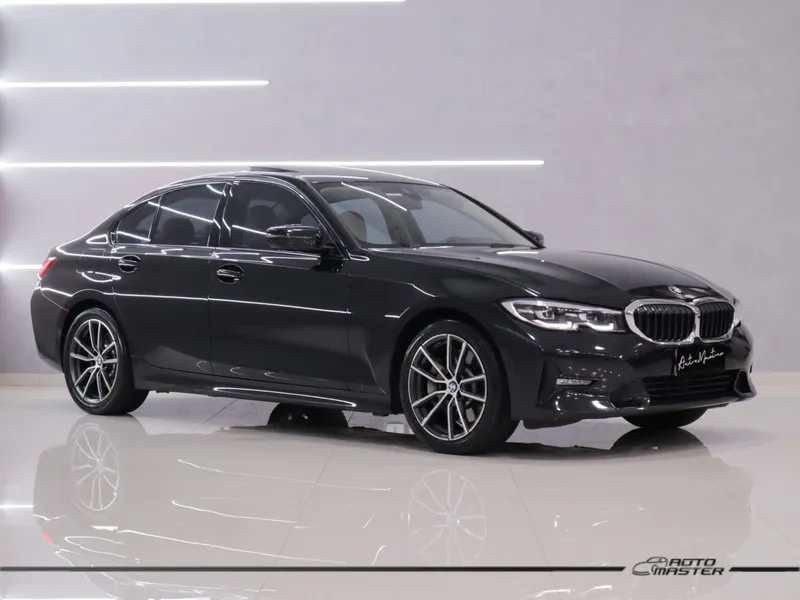 BMW 330i Sport 2.0 TB 16V 4p