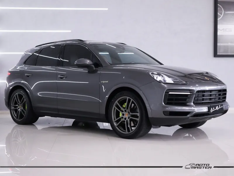 Porsche Cayenne E-Hybrid 3.0 V6 462cv