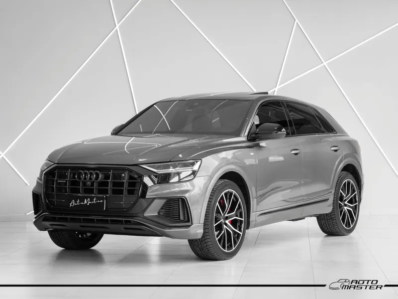 Audi Q8 Perf.Black 3.0 TFSI Quat. S-tr/(Híb.)