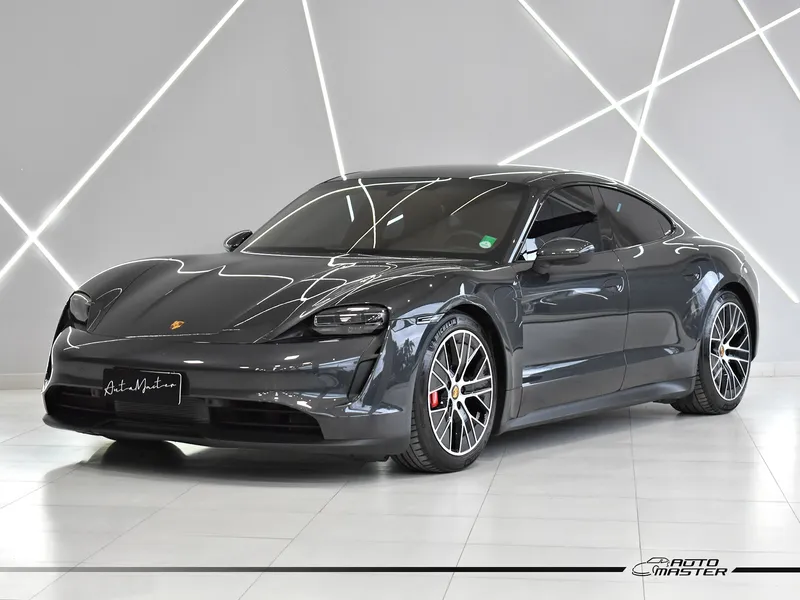 Porsche Taycan 4S (Elétrico)