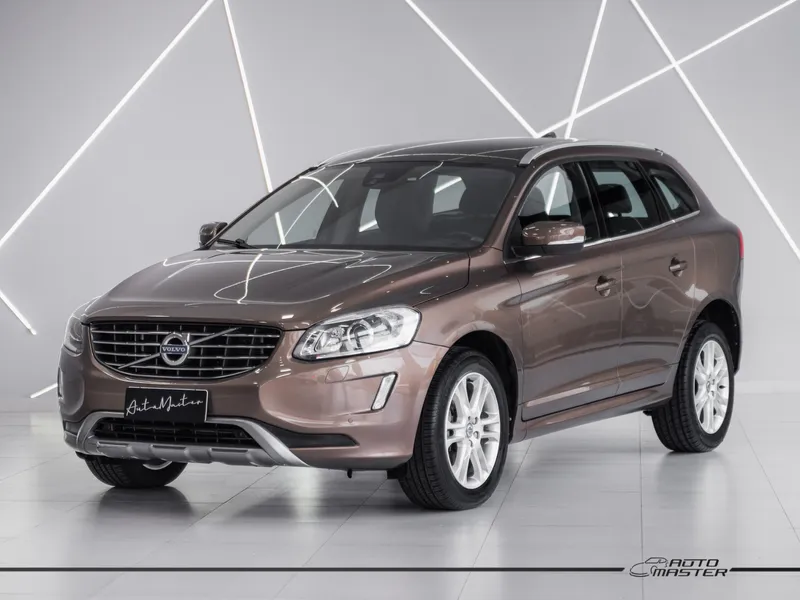 Volvo XC 60 T-5 MOMENTUM 2.0 245cv FWD 5p