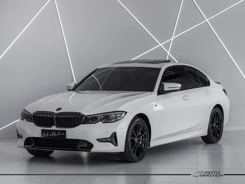 BMW 330i Sport 2.0 TB 16V 4p