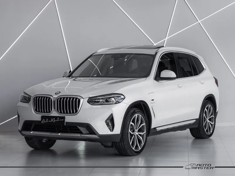 BMW X3 XDRIVE 30e X-Line Turbo Aut. (Híb.)