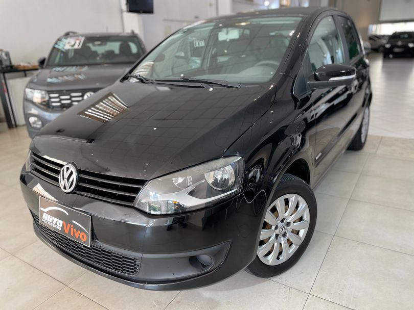 VolksWagen Fox 1.6 Mi Total Flex 8V 5p