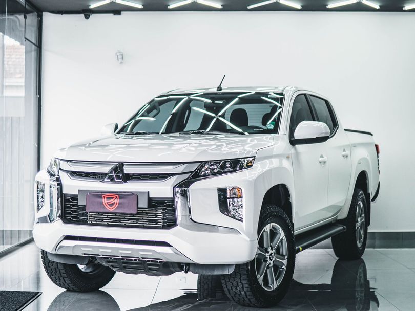 Mitsubishi L200 Triton Sport GLS 2.4 CD Diesel Aut.
