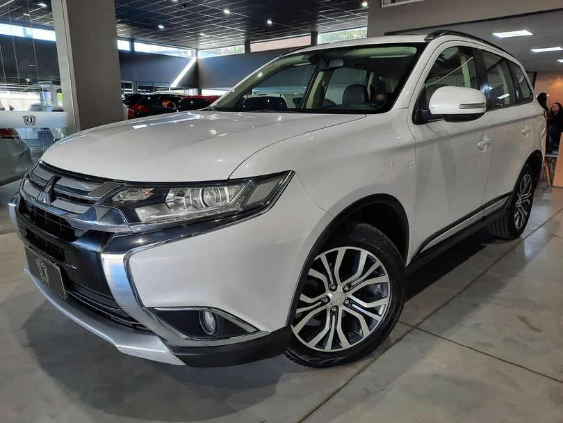 Mitsubishi OUTLANDER 2.0 16V 160cv Aut.