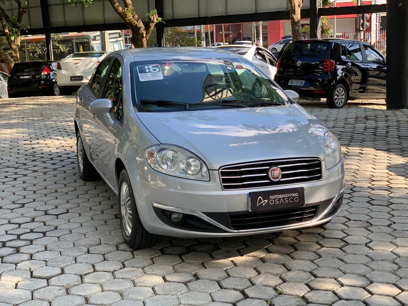 Fiat LINEA ESSENCE 1.8 Flex 16V 4p