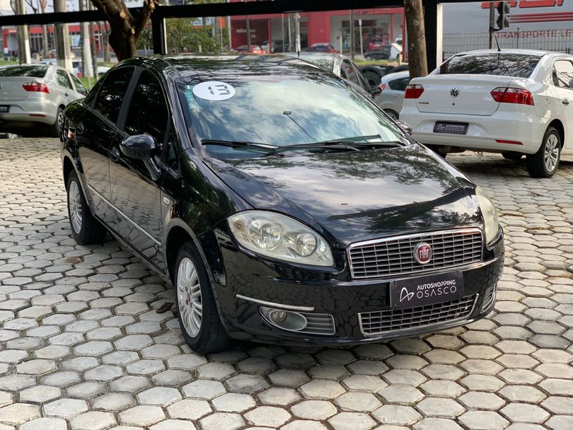 Fiat LINEA ESSENCE Dualogic 1.8 Flex 16V 4p