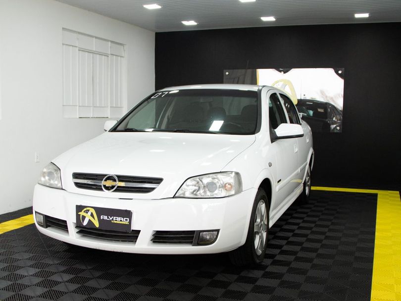 Chevrolet Astra Sed. Advant. 2.0 8V MPFI FlexP. 4p