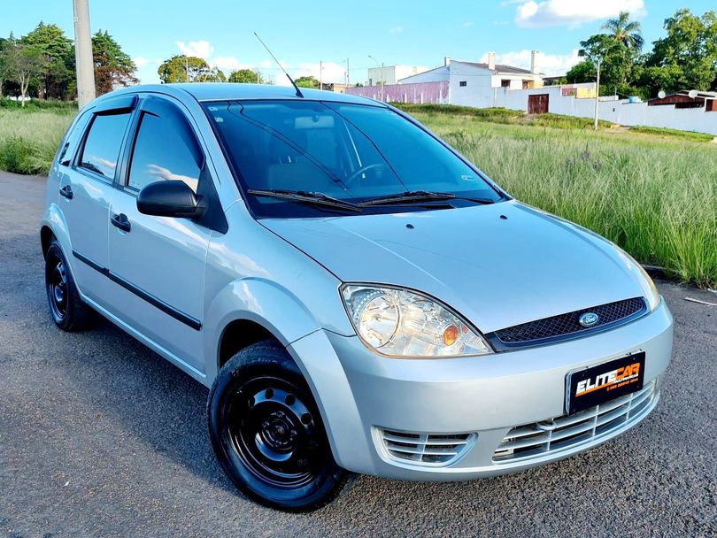 Ford Fiesta Sed. Personnalité 1.0 8V 4p