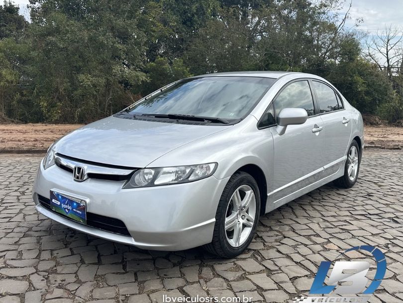 Honda Civic Sedan LXS 1.8/1.8 Flex 16V Aut. 4p