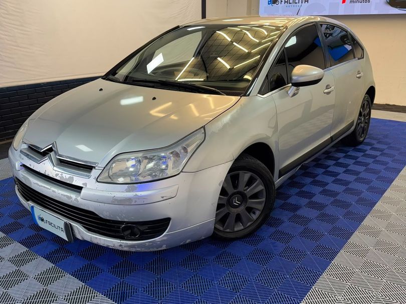 Citroën C4 GLX 2.0 Flex 16V 5p Mec.