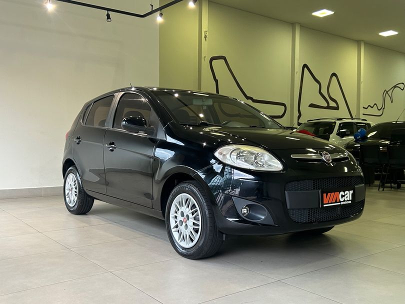 Fiat Palio ESSENCE 1.6 Flex 16V 5p
